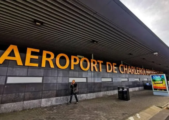Rive Gauche A Centre - Gare - Aeroport